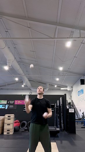 423 inspired multplex trick with 5 balls 😁 4 is multiplex, 2 is single ball thrown under the arm from multiplex and 3 is normal. | Juggling Mastery