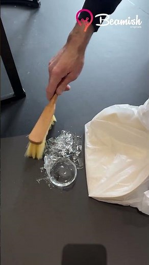 How to wipe broken glass the safe way #easy #brokenglass #wiping
