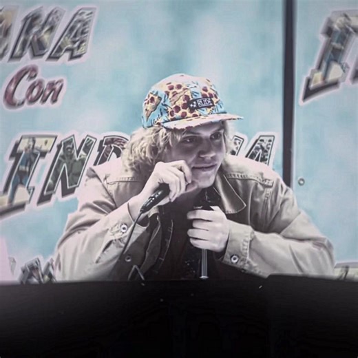 Violet and Grace: A Fan's Choice in AHS