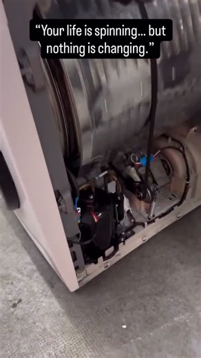 Awareness | Business | Wealth on Instagram: "Watch the inside of a washing machine during a spin cycle. Fast. Loud. Relentless. Looks busy, right? But here’s the uncomfortable truth 👇 Movement is not progress. You wake up. Work hard. Repeat. Just like this drum — spinning at full speed, yet stuck in the same place. That’s the trap most people never escape in work, business, and tech growth. This is why over 1,000+ readers used this book to stop guessing, stop burning energy, and build systems t