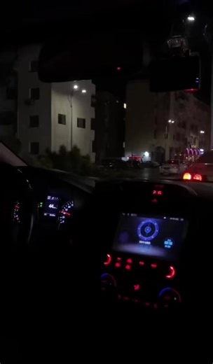 حكاية شاب في أوضة خمسه