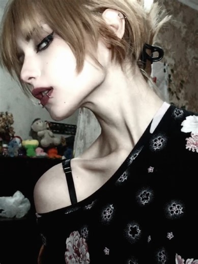 dreamweaver (@suis3n)’s videos with original sound - 𝘊𝘢𝘮𝘳𝘺𝘯 - 𝘾𝙖𝙢𝙧𝙮𝙣