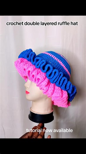 crochet double layered ruffle hat tutorial now available on my YouTube channel, link on my bio #crochet #crochetrufflehat #doublelayeredrufflehat #rufflehat #ascarcrochets
