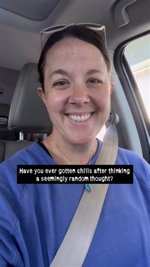 Chills 💫 Starting to recognize spiritual hits is so cool. I am so grateful this door opened up for me and I’m following it! I don’t have any answers yet, but following the “hits” is the world’s way of winking at us. 😉 | Quantum Wellness Life