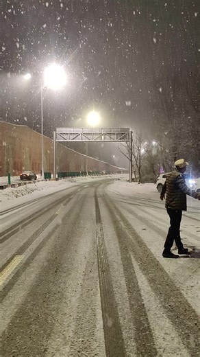 LowerTopa Expressway N-75 Queen of Hills Murree Today Murree | Right Now Live Snowfall ❄️🌨️ #fyp #foryoupage❤️❤️ #murree #snowfall