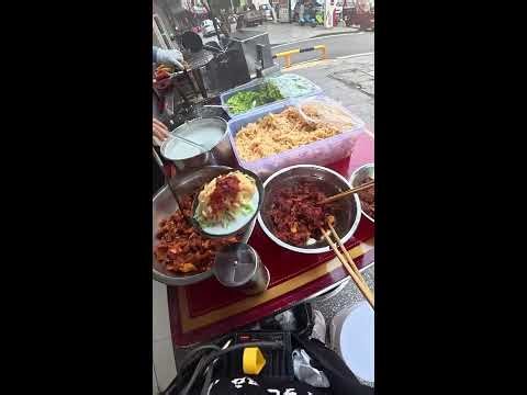 Chinese Street Food POV | Fried Meat Pancake Street Stall | Live