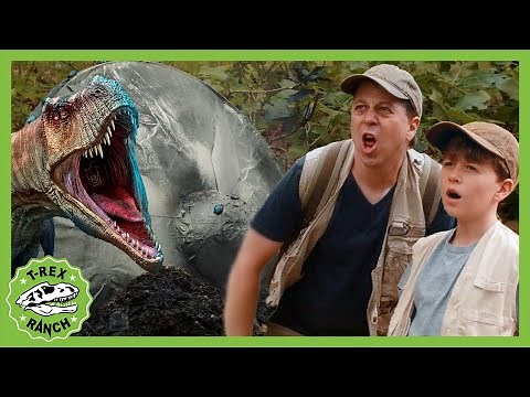 Dinosaurs vs Aliens! Treasure Hunt! T-Rex Ranch Dinosaur Videos