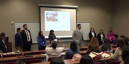 Professors, students discuss trends in international business landscape