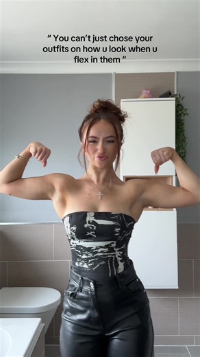 Muscle Awareness: Choosing Outfits for Flexibility