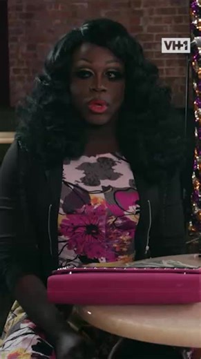 A crown fit for a queen 👑 #BobtheDragQueen pulled up, turned Tiffany's brunch into a 'kiki', and left zero crumbs. From the glam to the jokes to the origin story—we’ve been stanning Bob ever since he won Season 8 of RuPaul's Drag Race! #BlackAndIconic #VH1 #BobTheDragQueen