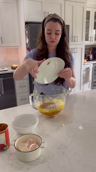 Making a pumpkin roll with cream cheese frosting (ASMR)