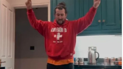 ‘This made me tear up’ say fans as Arthur shares ‘cute’ video dancing with Blake