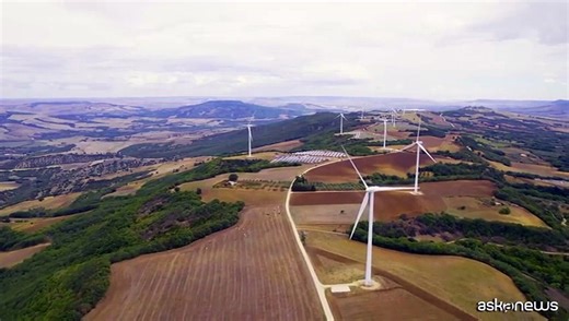 Terna: ogni euro investito nella rete vale 1,3 euro di Pil