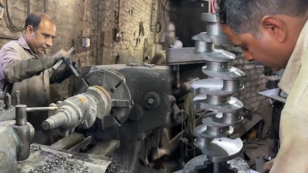 Skilled Machining of 4-Cylinder Crankshaft Process