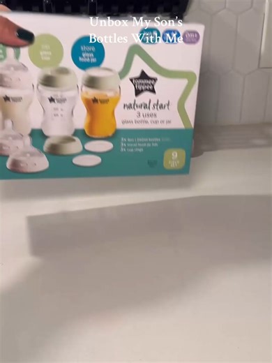 ផលិតផលម៉ាក់ៗសម្រាប់កូនក្មេង Tommee Tippee