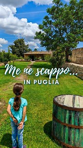 😲 "Mamma, io me ne scappo in Puglia!" ❓ E tu, scapperesti in Puglia? 👉 Su www.pugliazon.net trovi tanti consigli utili: 🚣 "𝘾𝙤𝙨𝙖 𝙁𝙖𝙧𝙚" tour, gite in barca, attività didattiche, enogastronomia 🍝 "𝘿𝙤𝙫𝙚 𝙈𝙖𝙣𝙜𝙞𝙖𝙧𝙚" ristoranti, pizzerie, osterie e bar 🏨 "𝘿𝙤𝙫𝙚 𝘿𝙤𝙧𝙢𝙞𝙧𝙚" hotel, trulli, masserie e dimore storiche 👨‍🌾 "𝙈𝙖𝙙𝙚 𝙞𝙣 𝙋𝙪𝙜𝙡𝙞𝙖" prodotti del territorio e artigianato locale • • • • • #pugliazon #puglia #pugliagram #pugliamia #pugliaview #puglialovers #p