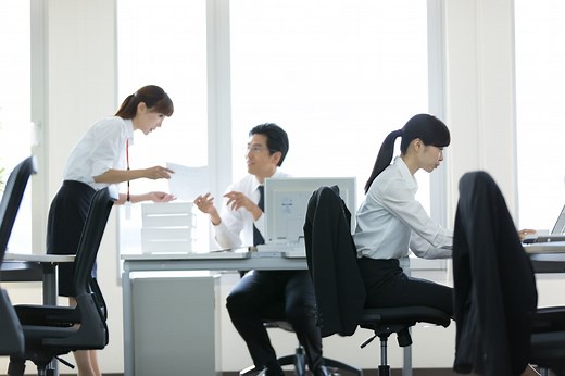 指示の受け方のビジネスマナーと基本の報連相 [ビジネスマナー] All About