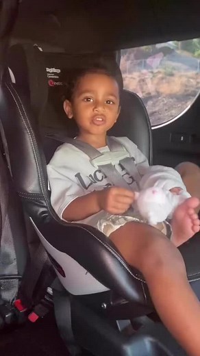 Kanye's kids singing