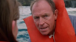 Worst. Father. Ever. Corbin Bernsen cameos as a horrible dad who makes a shady decision when his boat crashes. #Baywatch #BaywatchHawaii | Baywatch