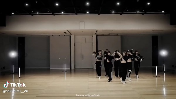 ダンス界で輝くGirls²の魅力
