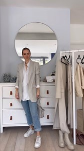 3 scandi-style looks by a Swede 🇸🇪 Do you have a favourite - 1, 2 or 3? 🤔 As a Swede, the laid back, casual cool scandi-style is the backbone of my personal style. 🤷🏼‍♀️ Over the years of living abroad I have added many other influences and evolved my style to be personal to me. 🙌🏻 But there are some looks I always revert back too. What’s the style like where you are from? 🤔 👉🏻 You can find the items I’m wearing in my link in bio, or below 👇🏻 www.liketoknow.it/tessmontgomery #tessmon