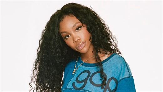 Who is SZA? What to know about Grammy-winning singer from Maplewood