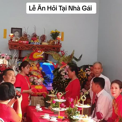 Traditional Vietnamese Wedding Ceremony: A Cultural Insight