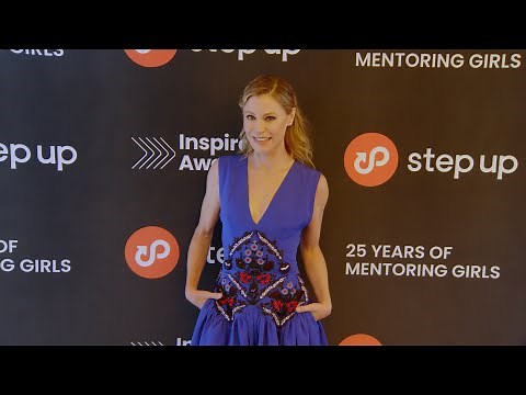 Julie Bowen 2023 Step Up Inspiration Awards Red Carpet Arrivals