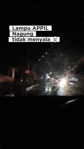 Kota Wates on Instagram: "Tiati yang lewat perempatan Nagung, lampu APPIL tidak menyala Cr @au.lipong #kotawates #kulonprogo #jogja"