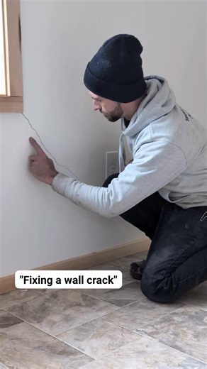Here's a couple different types of material to use to fill in your drywall crack or drywall damage. Home improvement project DIY tips and trick #fblifestyle #carpentrytips #construction #contractor #tipsandtricks #HomeImprovement #hacks #carpentry #builder #deck #tools #diy | Your Favorite Contractor