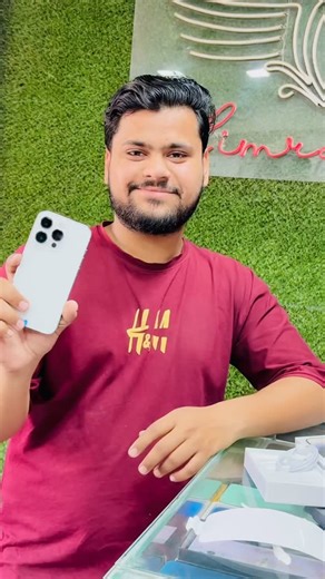 LIMRA_MOBILE on Instagram: "#apple"