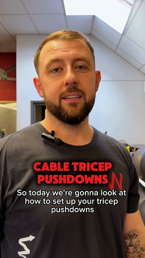 One way to use a cable machine 邏 Tricep Pushdowns: ✅ Set the cable above head height ✅ Use an overhand grip and tuck your elbows into your sides ✅ Drive your hands down, controlling the weight on the way back up If you would like some more guidance with your training then pop in and speak to one of our team today. #cablemachine #triceppushdowns #bristolgyms | Workout Ashton | Facebook