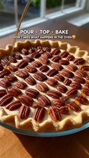🥧🧇 Cottage Cheese Pecan Pie Grid — No Flour Golden Edge Pull #yotubeshorts #recipe #explore #viral