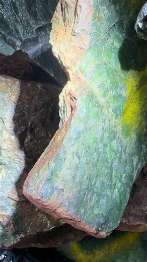 Bulk Natural Apple Green Jade from Afghanistan