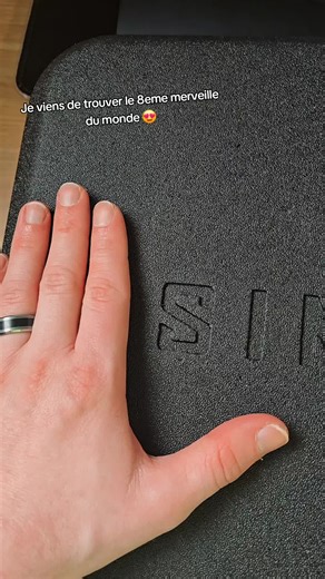 C'est la 8ème merveille de ce monde. Elle est gigantesque ! 😳😳 #pedalier #simucube2 #simracing #simlife