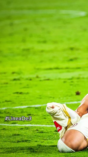 241K views · 2.5K reactions | UNIVERSITARIO SE NIEGA A JUGAR EN LA ALTURA! 類 #viralreels #viralreelsfacebook #Lineade3 #UniversitarioDeDeportes | Línea de 3 | Facebook