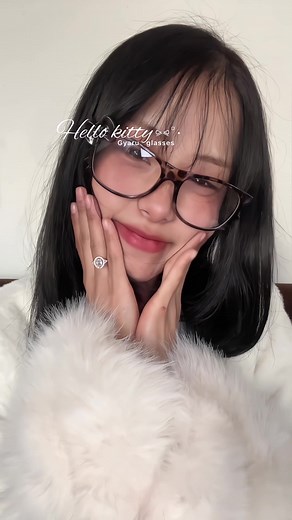 Hello Kitty Leopard Print Glasses Now Available