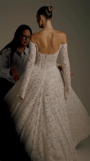 Berta on Instagram‎: "21-22 לדצמבר - ימי מכירה מיוחדים ב״ברטה ת״א״ להשקת קולקציית החורף החדשה, בנוכחות המעצבת ברטה."‎