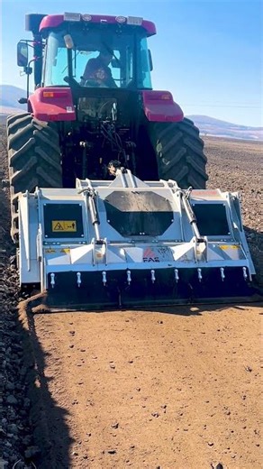 FAE stone crusher for tractors up to 280 hp at work in China