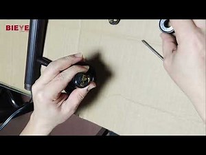 How to remove the self-locking E12 lamp socket