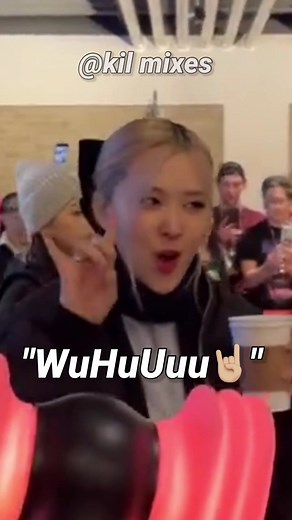 Rosé Support for LGBT Community Revealed in Fan Meeting Moment