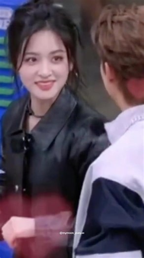 WHEN EYES AND SMILES CAN TELL 🥰😆 #shenyue #dylanwang #dyshen #shorts #viral #trending #fyp