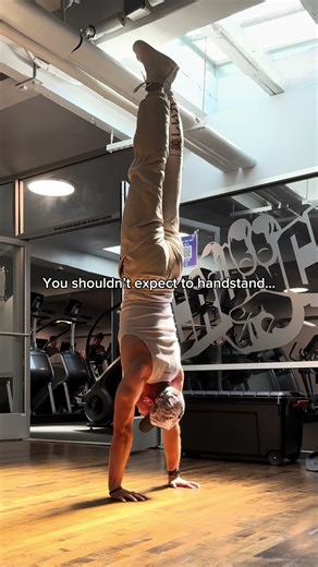 The wall wants to be your friend. Let it! #handstand #calisthenics