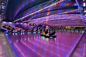 We’ve brought to life the LARGEST DODGEM ever built! ⭐Driving area of 12 * 32 meters ⭐External area of 15 * 36 meters ⭐Houses 45 adult bumper cars ⭐Tuev Sued approval After rigorous testing it is READY to entertain millions of people | Gosetto Srl