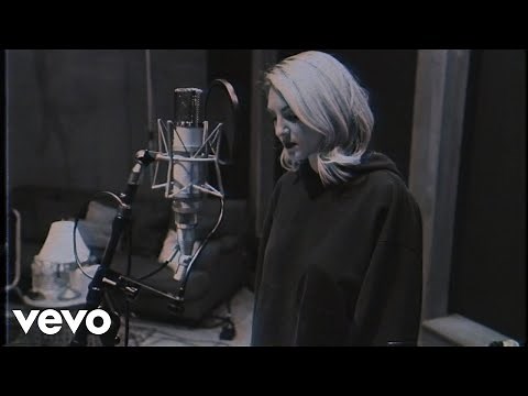 Julia Michaels - Jump (Acoustic)