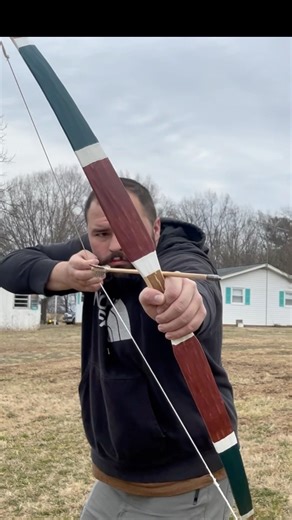 Making a Native American war bow!🏹 #bowmaking #warbow #primitivetechnology #primitive #woodworking