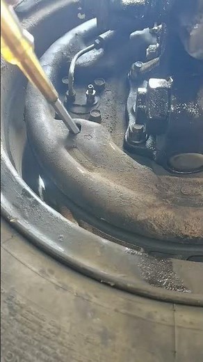 Drum brake adjustment