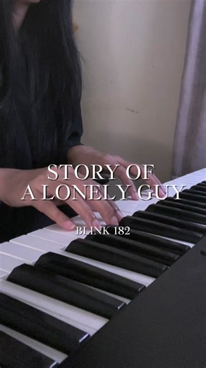 #StoryofaLonelyGuy: A Powerful Acoustic Performance by Blink-182