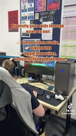 It’s not too late to apply NOW for one of our Games Design & Animation courses! 👾