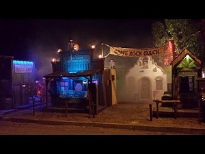 Halloween Ghost Town Home Haunt - Halloween Day (Vlog)